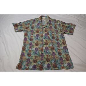 Vintage Men's Medium Button Down Hawaiian Style FISH shirt MADE IN USA